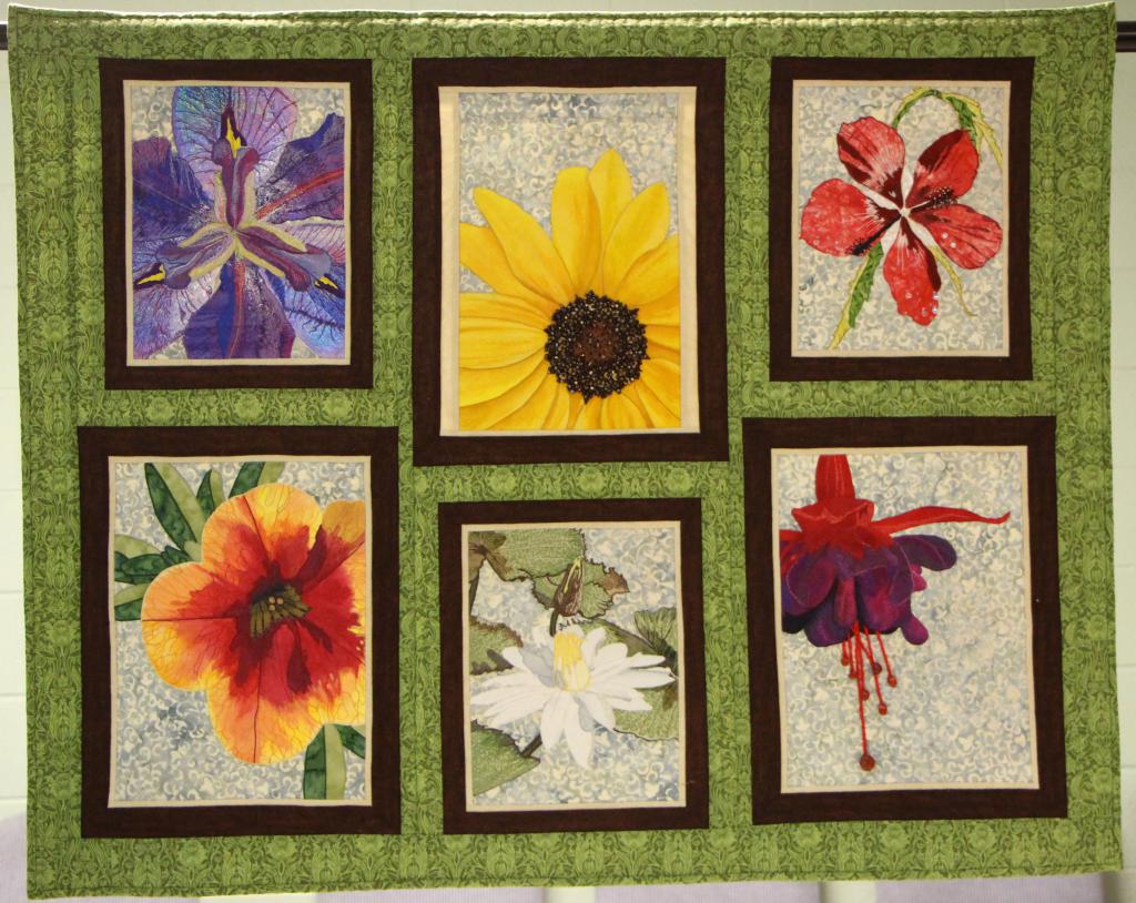 Art Quilt Honorable Mention: Norma Pettigrew, Flower Journal